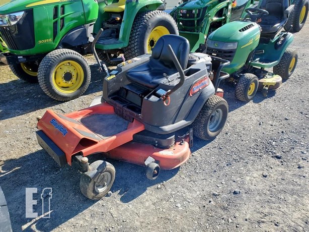 Simplicity ZT1500 20/42 Lawn Tractor