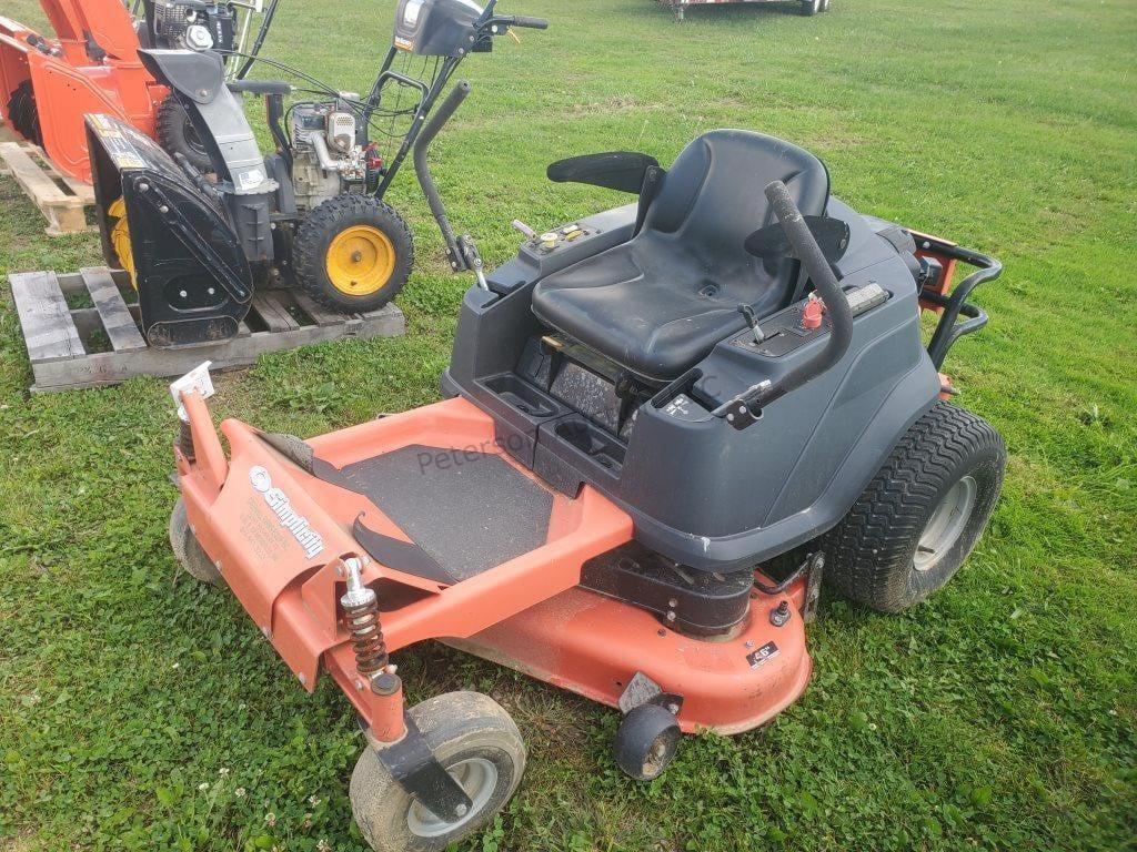 Simplicity ZT2500 24/46 Lawn Tractor