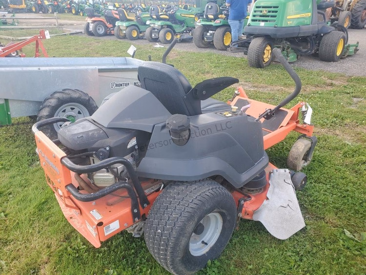 Simplicity ZT2500 25/48 Lawn Tractor