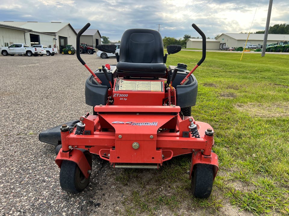 Simplicity ZT3000 24/46 Lawn Tractor