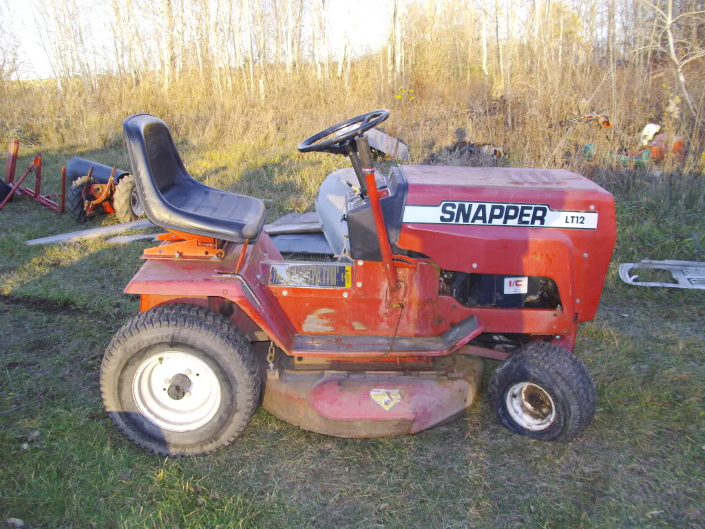 Snapper 3011511 Lawn Tractor
