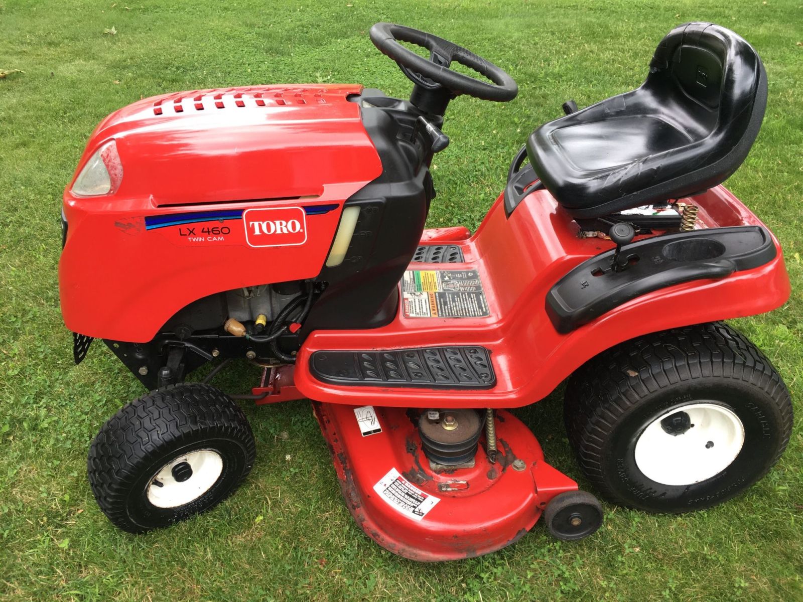 Toro LX460 Lawn Tractor