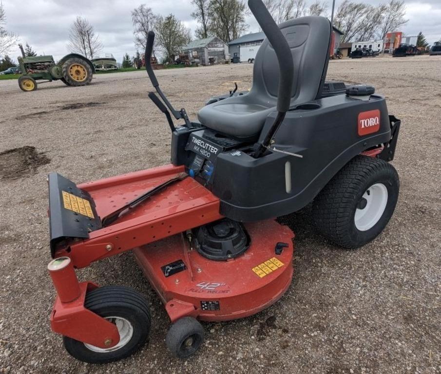 Toro MX4200 Lawn Tractor