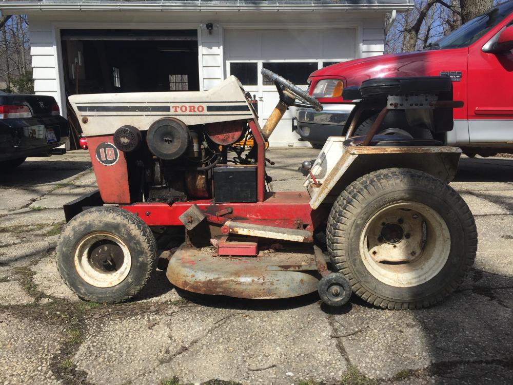 Toro Suburban 10 55300 Lawn Tractor