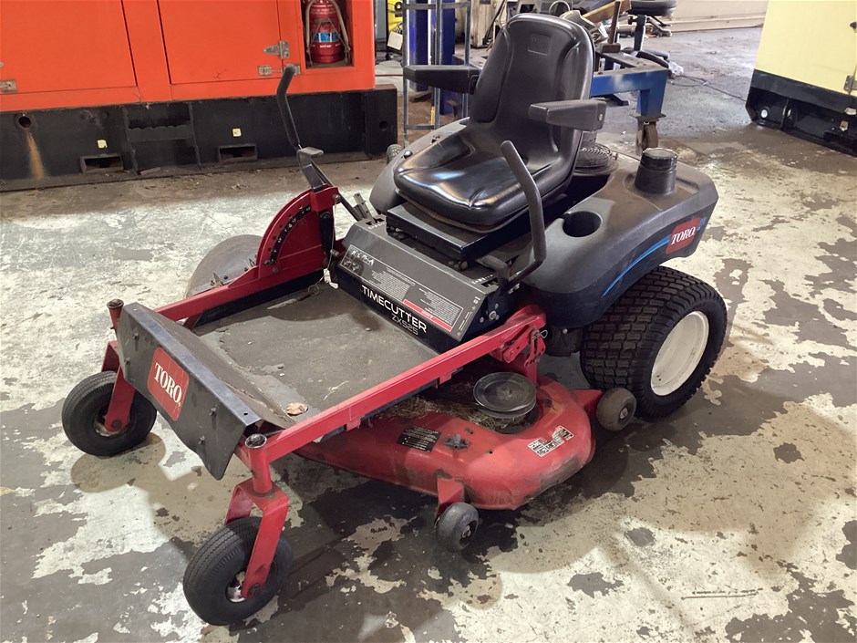 Toro ZX525 74806 Lawn Tractor