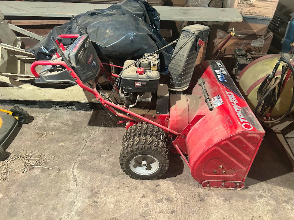 Troy-Bilt 13040 Lawn Tractor