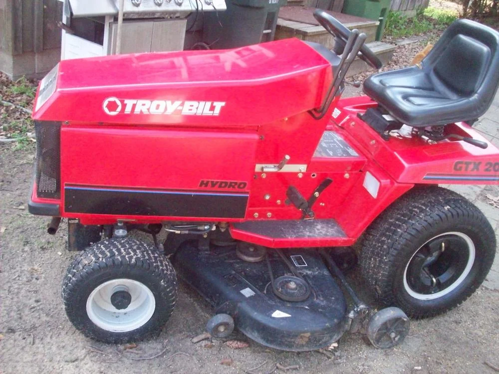 Troy-Bilt GTX 20 Lawn Tractor