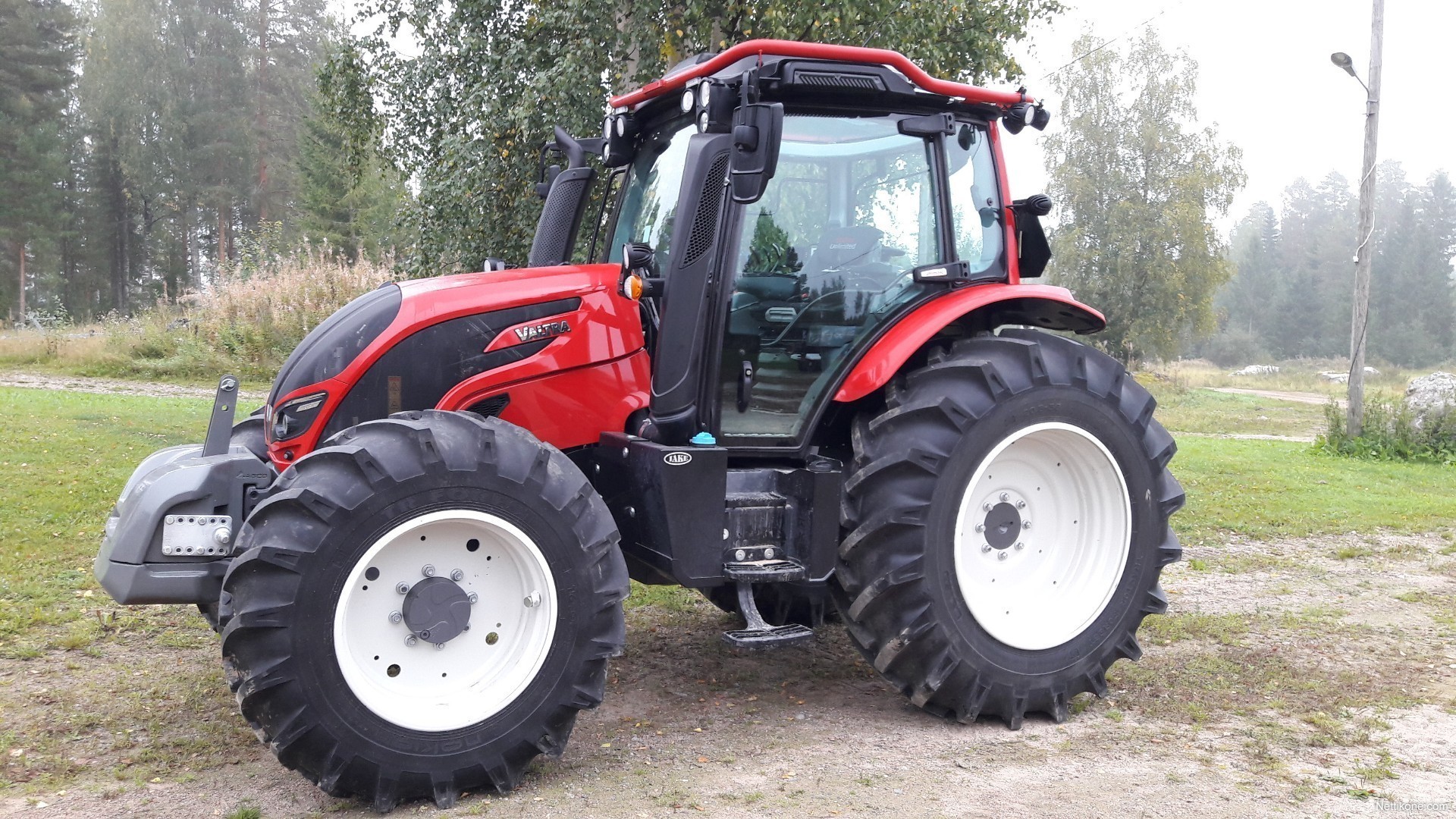 Valtra N101 — view 3