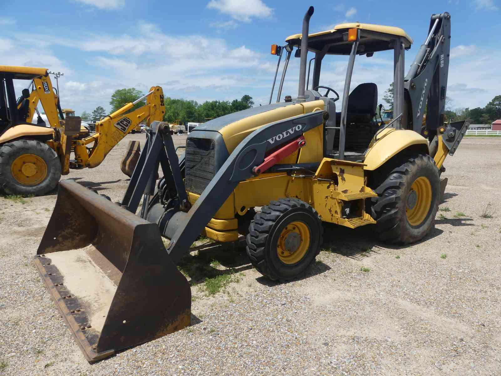 Volvo BL60 Backhoe Loader