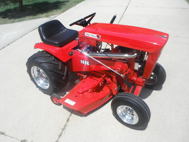 Wheel Horse 1056