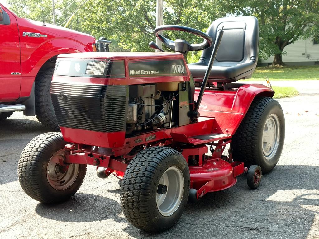 Wheel Horse 246-H