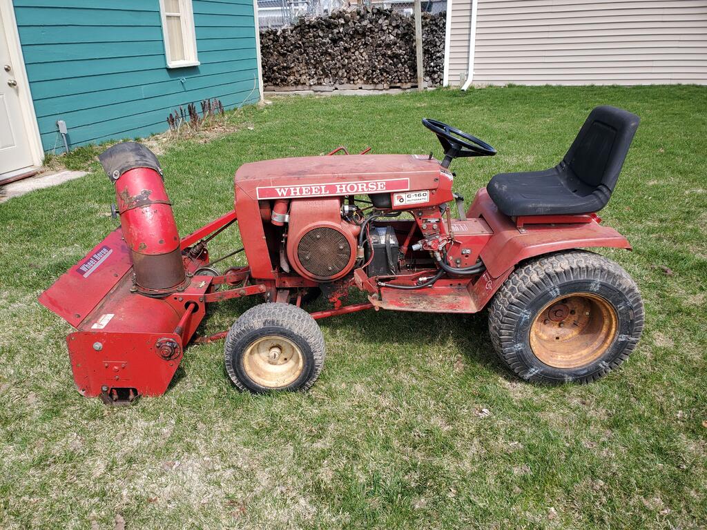 Wheel Horse 857 Lawn Tractor