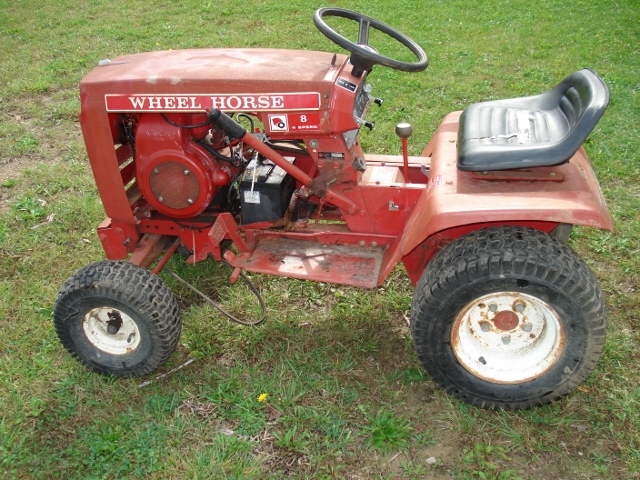 Wheel Horse 18HP Automatic Lawn Tractor