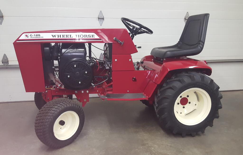 Wheel Horse C-125 Lawn Tractor