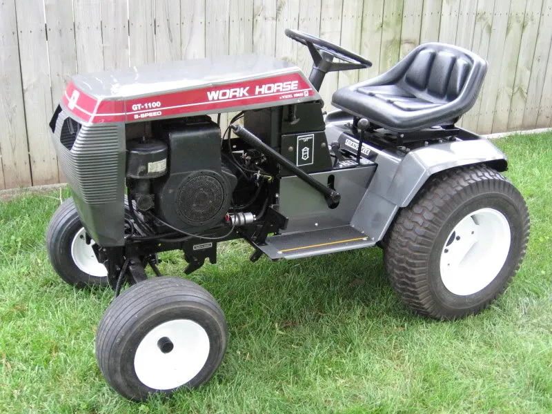 Wheel Horse GT-1100