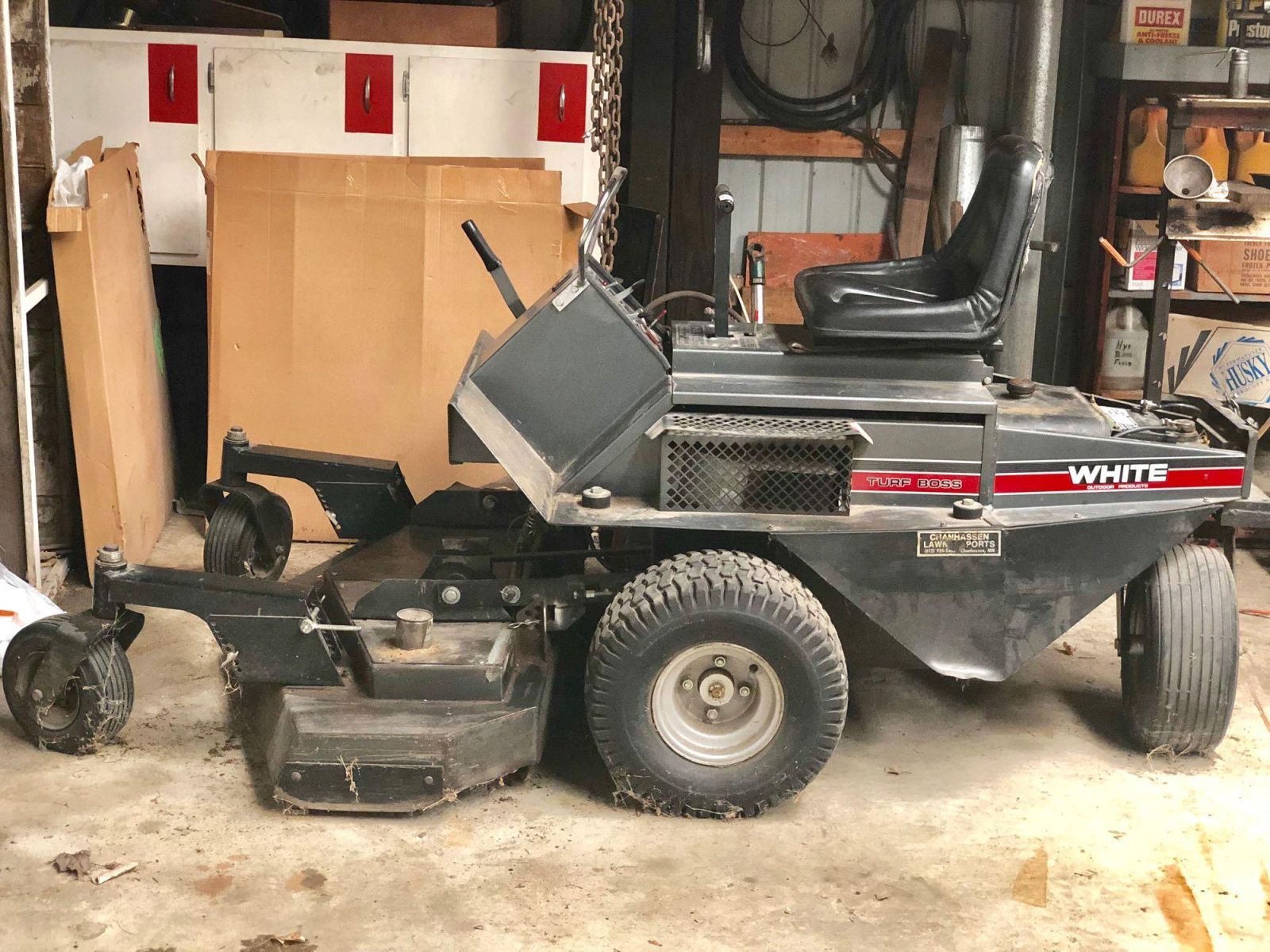 White FR-16 Turf Boss