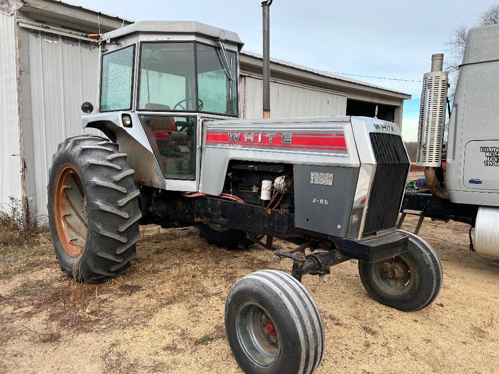 White LT 546H Lawn Tractor