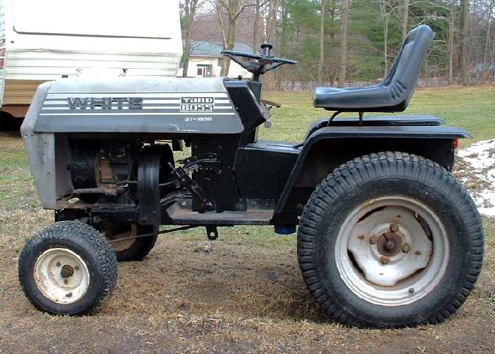 White LT 942H Lawn Tractor