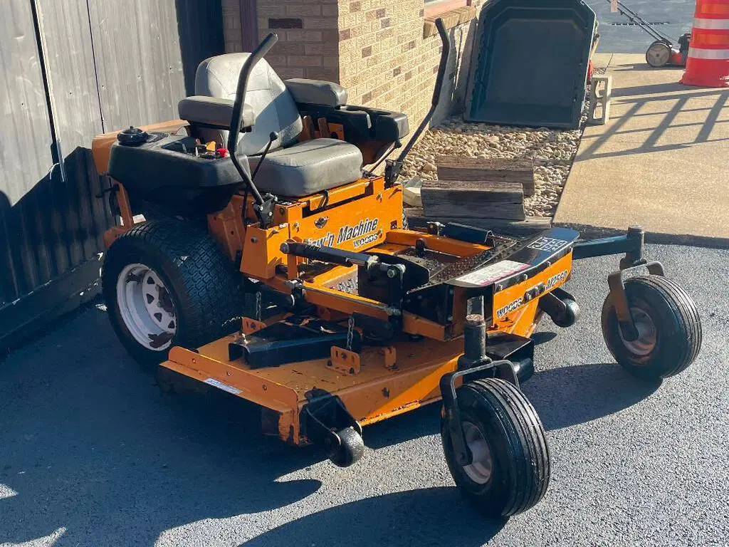 Woods M2560 Lawn Tractor